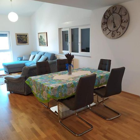 Apartment Jasmina Риека Экстерьер фото